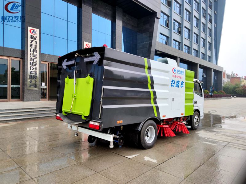 5方小多利卡掃路車
