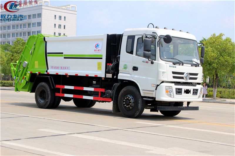 12方東風(fēng)專底壓縮垃圾車